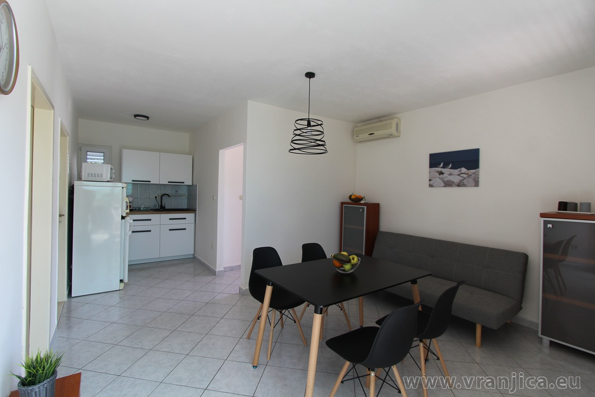 Chorvatcko Apartmán OKRUG - OKRUG GORNJI AP3 (5) AP1 (5)