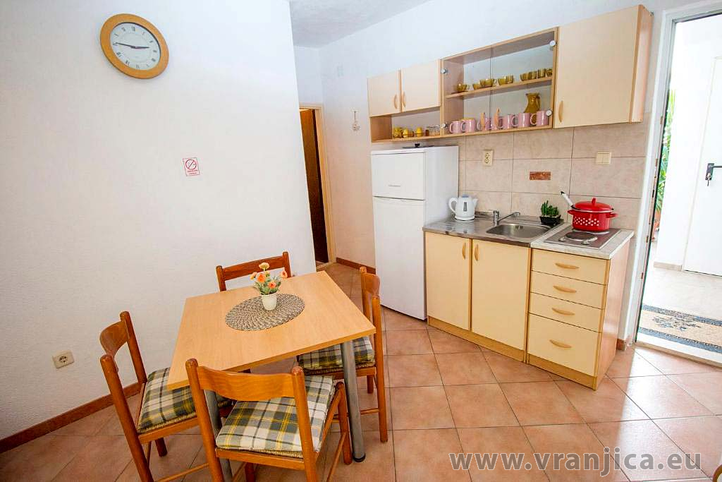 Croatia Apartment PIVAC AP4 (4+2)